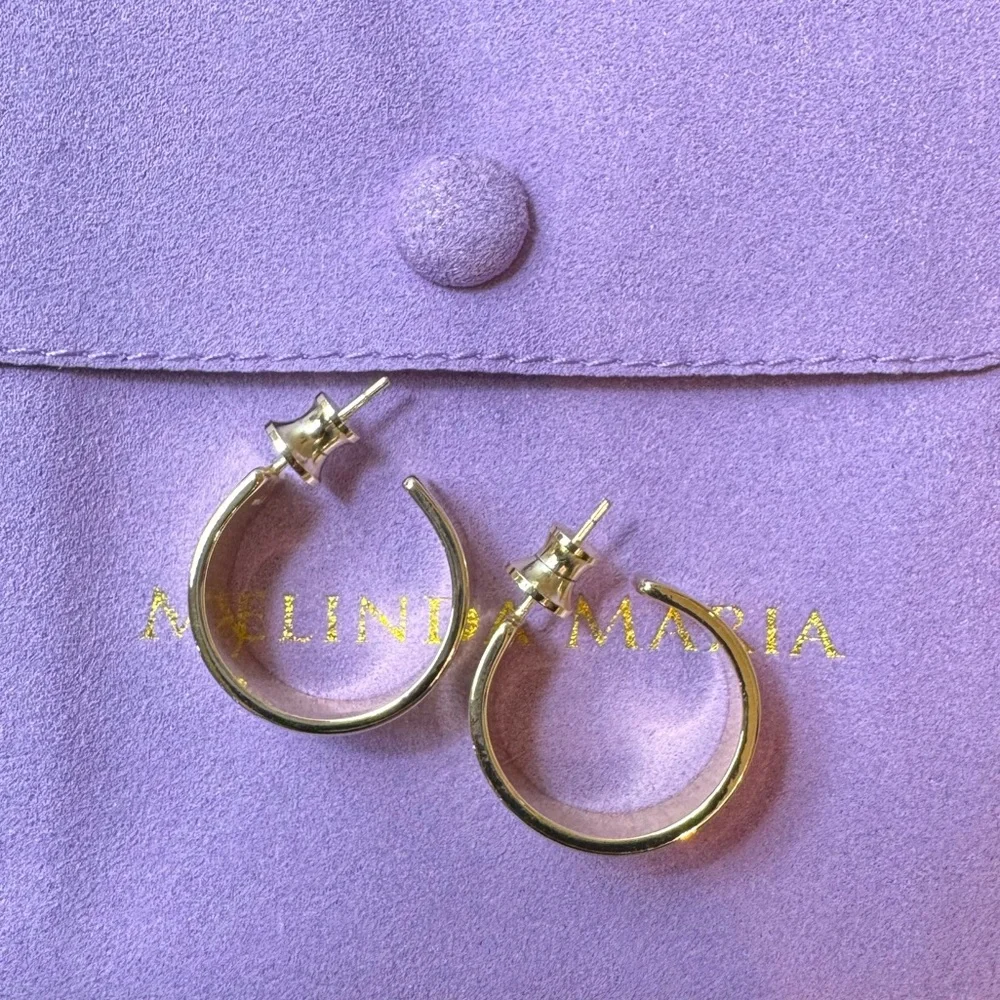 Melinda Maria Gold Hoop Earrings- .75”